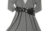 Kleid mit schwarzem Lackgürtel; 34,95 Euro; von New Yorker