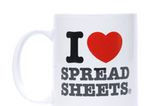 Kaffeetasse mit "I love spread sheets"-Spruch von Urban Outfitters, um 13 Euro.