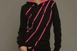 Langes Hooded-Sweatshirt mit breiten Rippstrickbündchen, 89,90 Euro; von Naketano