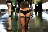 C&A; Corsage 22 Euro String 9 Euro