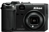 Die Nikon Coolpix P6000 punktet mit einem echten Highlight-Feature: Sie ist die einzige Kamera mit integriertem GPS-Empfänger. Damit könnt ihr eure Bilder mit Diensten wie google.maps dem Aufnahmeort zuordnen. Um 500 Euro bei Nikon.