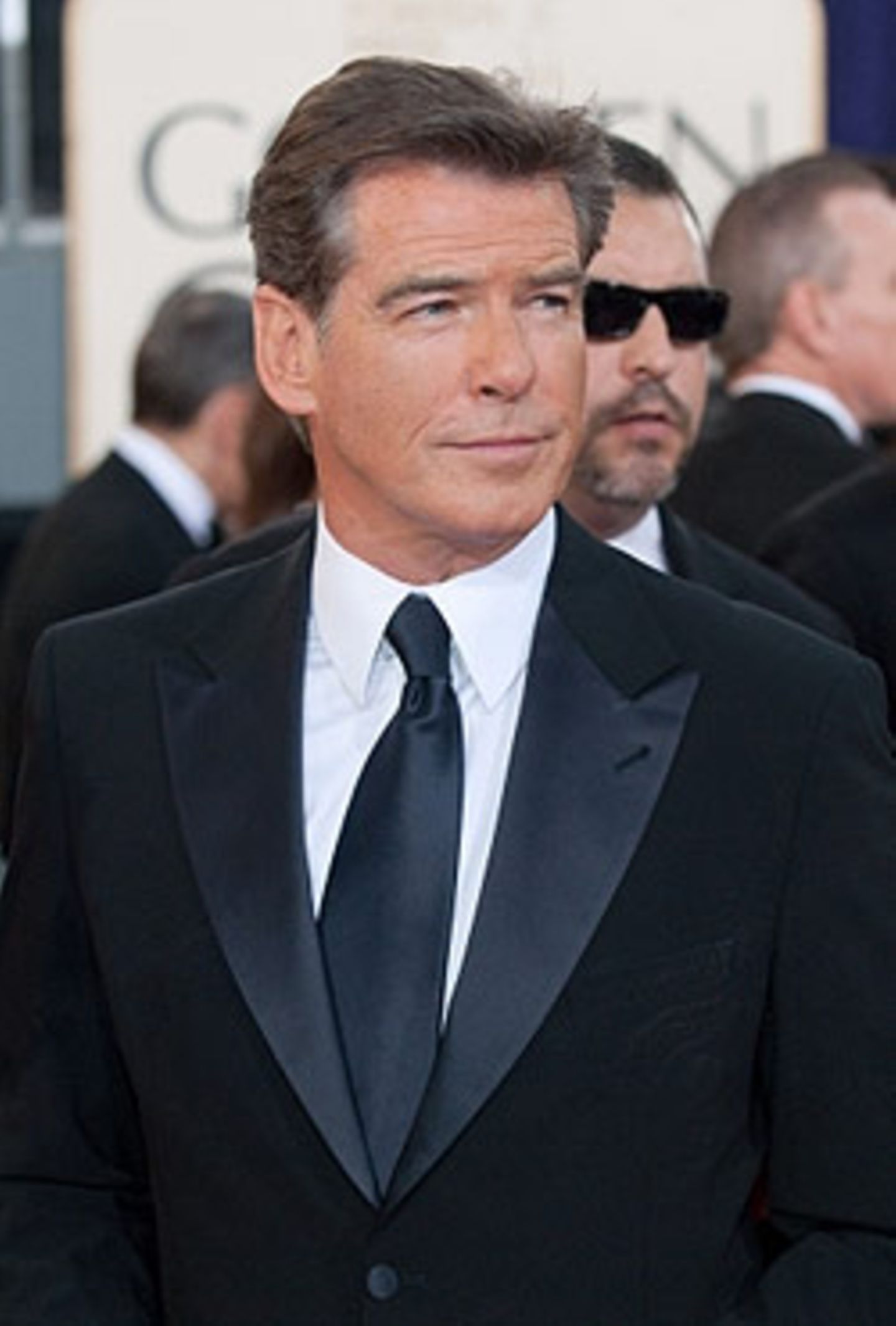 Als Ex-Bond weiß Pierce Brosnan natürlich, wie man sich stilvoll kleidet.