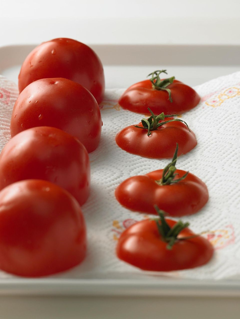 Tomaten abtropfen lassen