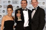Sarah Jessica Parker durfte den Golden Globe für den besten ausländischen Film an "Paradise Now"-Regisseur Hany Abu-Assad (M.) und Drehbuchautor Bero Beyer überreichen.