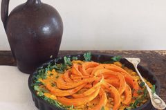 Kartoffelkuchen mit Kürbisspalten Kartoffelkuchen mit Kürbisspalten