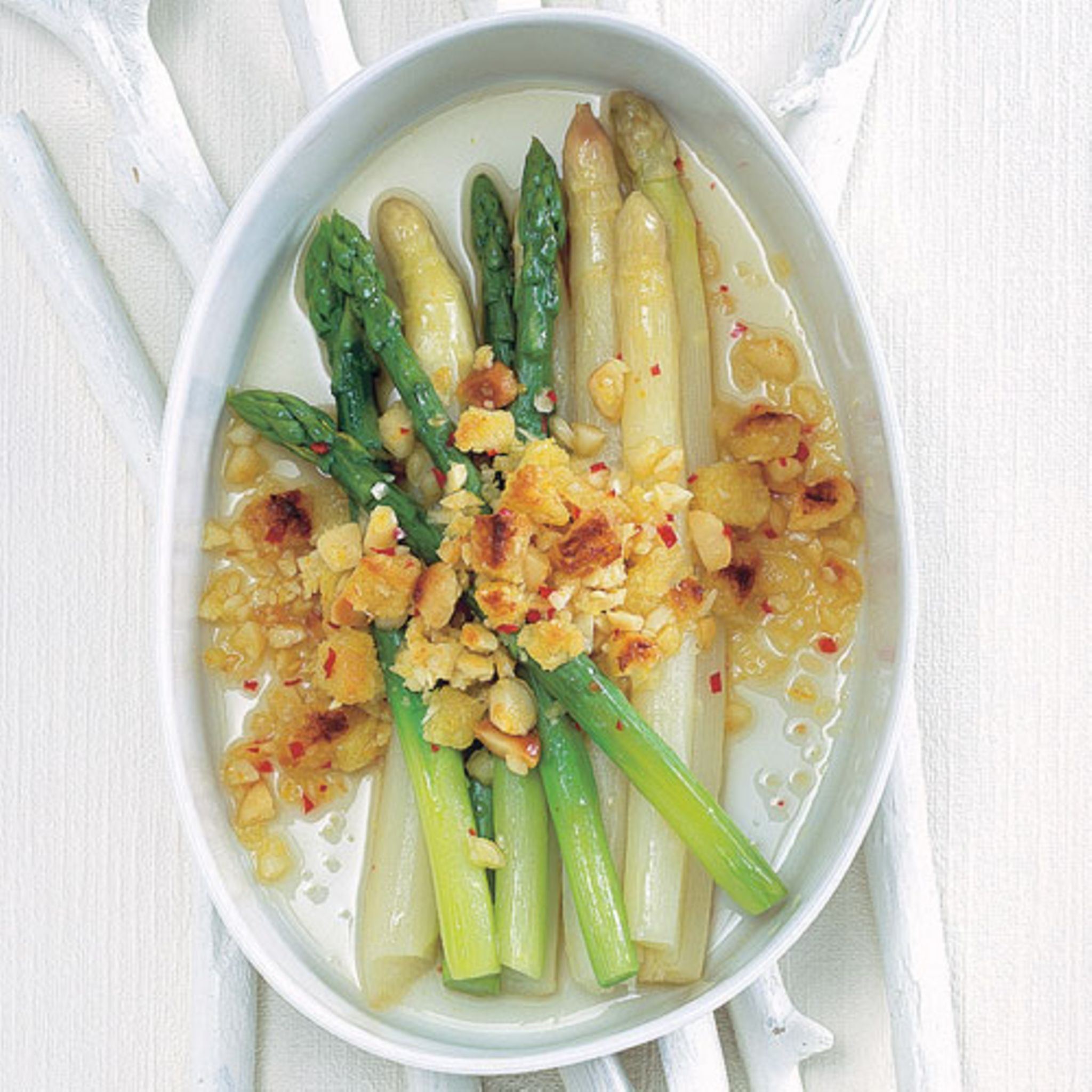 Grüner Spargel – Rezepte, Tipps und Tricks | BRIGITTE.de