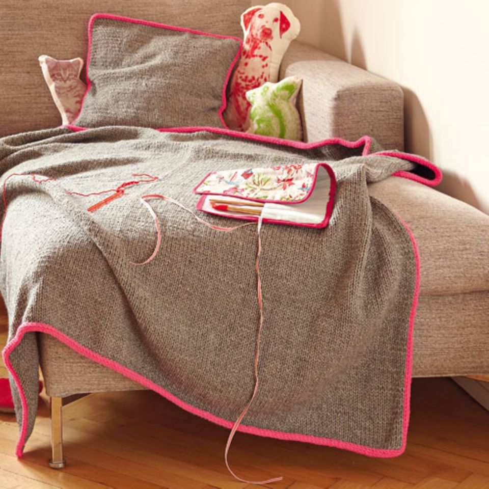 Decke stricken: Einfache Anleitungen für kuschelige Decken