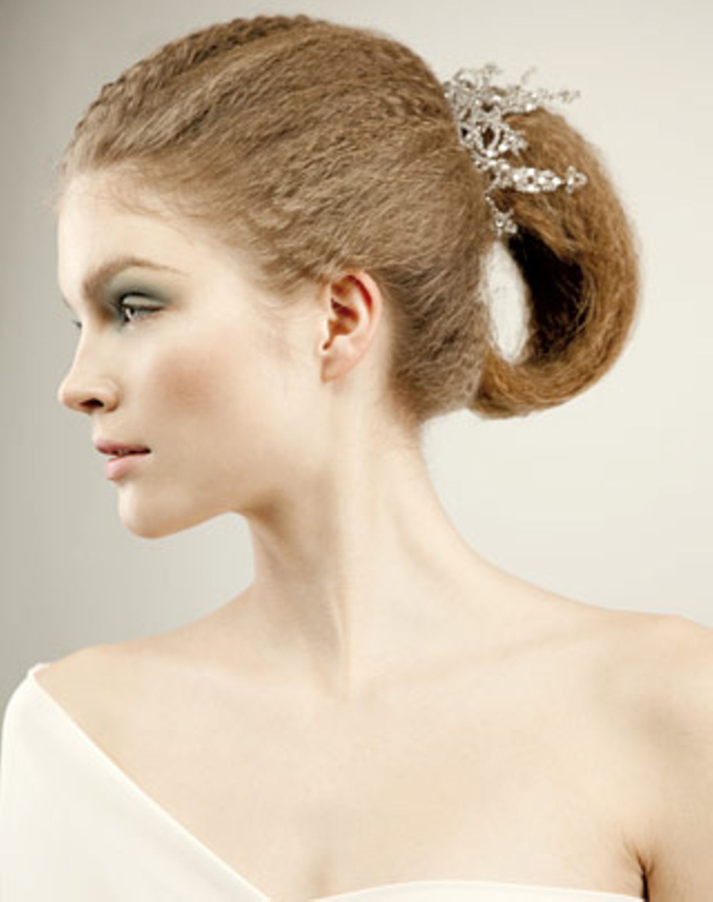 Brautfrisuren - die schönsten Frisuren für kurze, mittellange und lange Haare