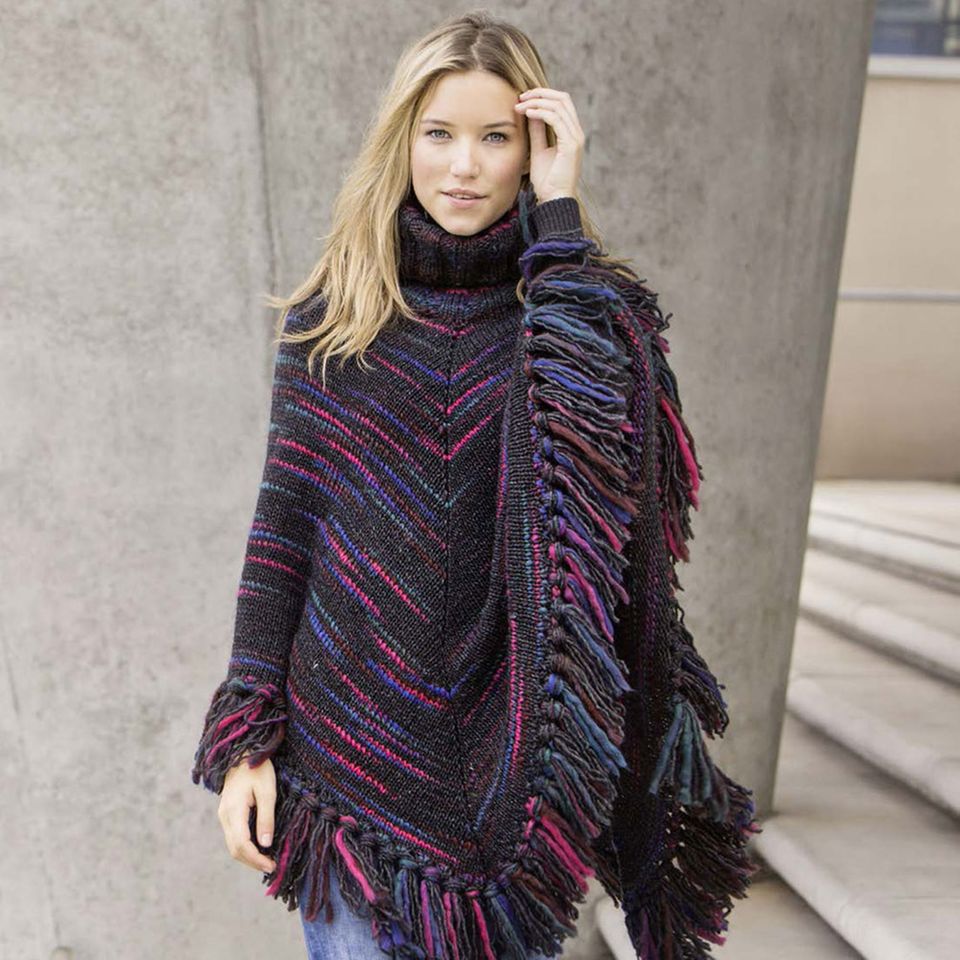 Kostenlose Poncho Stricken Anleitung Einfach Kostenlos Poncho stricken: Einfache Anleitungen kostenlos | BRIGITTE.de
