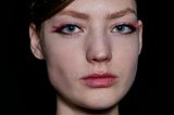 Herbst-Make-up-Trend: Bunte Wimpern bei Emporio Armani