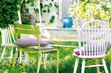 Deko-Ideen für Balkon und Garten: charmante Stühle