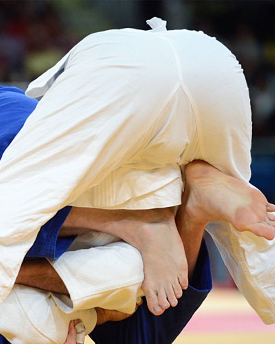 Judo: Gold für Russland in der Superleichtgewichtsklasse: Arsen Galstyan setzte sich ganz klar durch, Silber ging an Hiroaki Hiraoka (Japan) und Felipe Kitadai (Brasilien).
