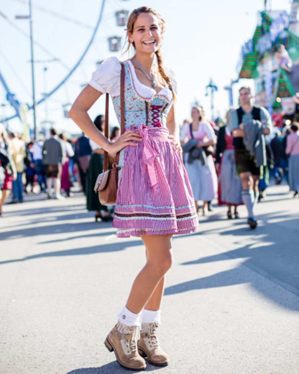 Streetstyle Wiesn Die Schönsten Outfits Vom Oktoberfest Brigitte De