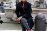 Rote Akzente in Rom: Nahe der Piazza Navona fotografierte Ari Seth Cohen einen Herrn mit Mut zur Farbe.