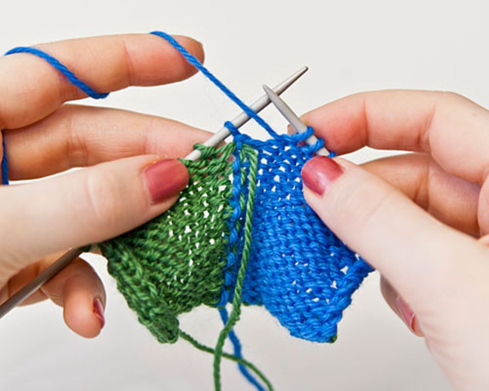 Farbwechsel stricken: Stricken lernen | BRIGITTE.de