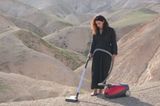 Raeda Saadeh mit "Vacuum" (2007)