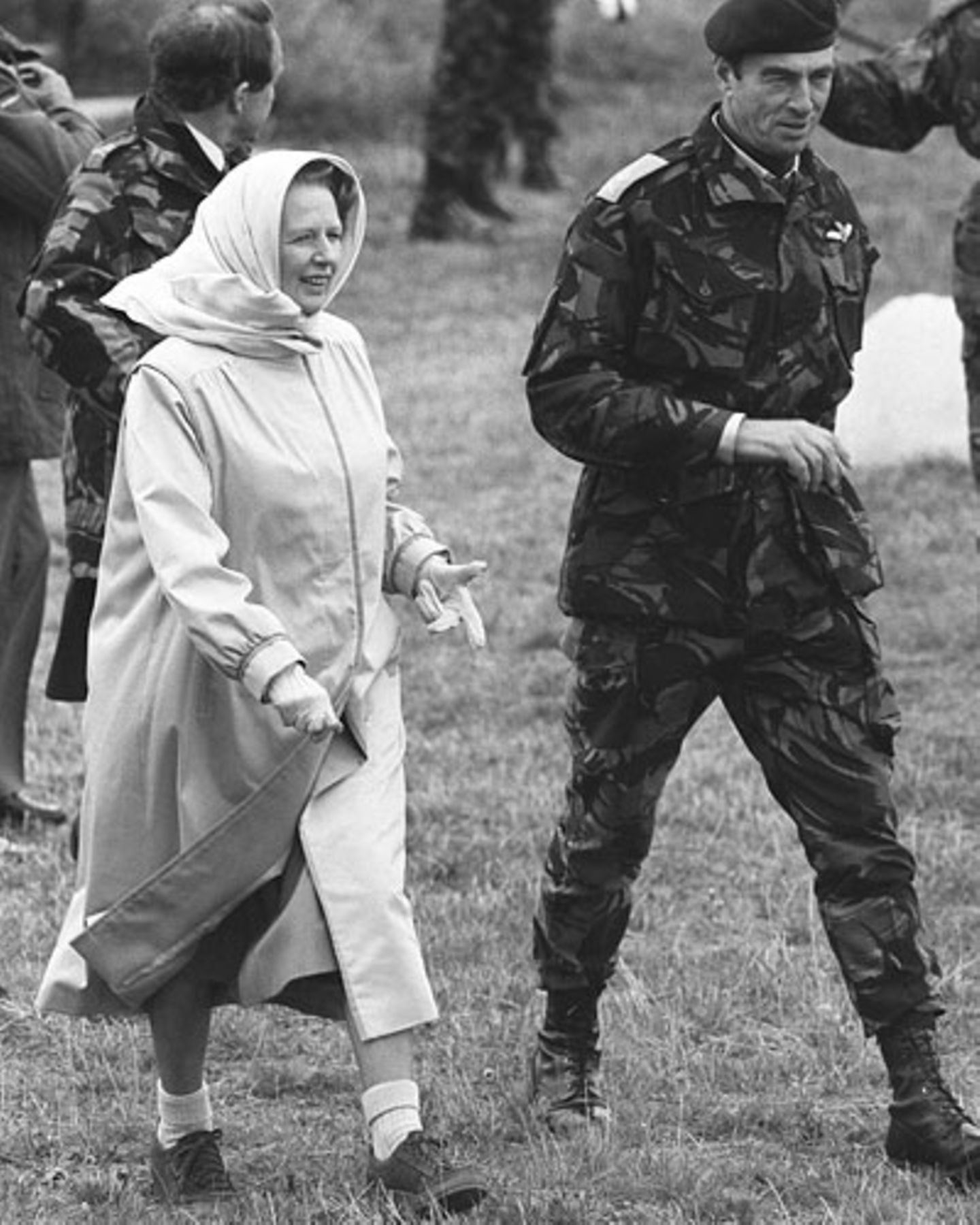 Margaret Thatcher und Soldat