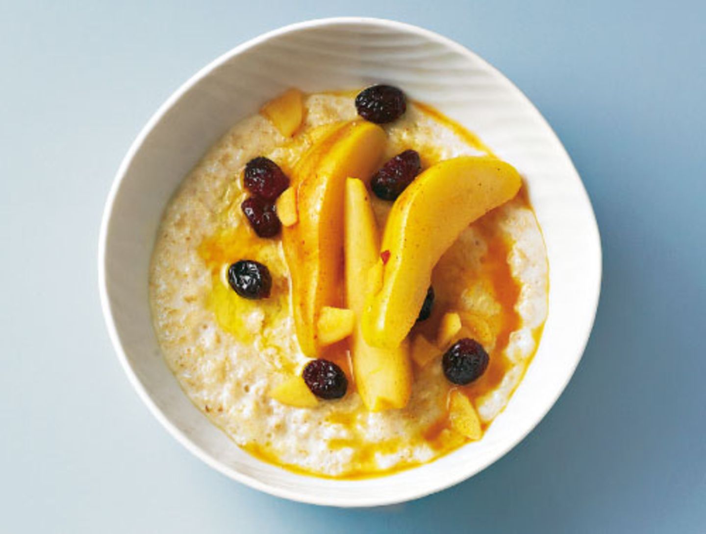 Hafer-Porridge mit ayurvedischem Kompott