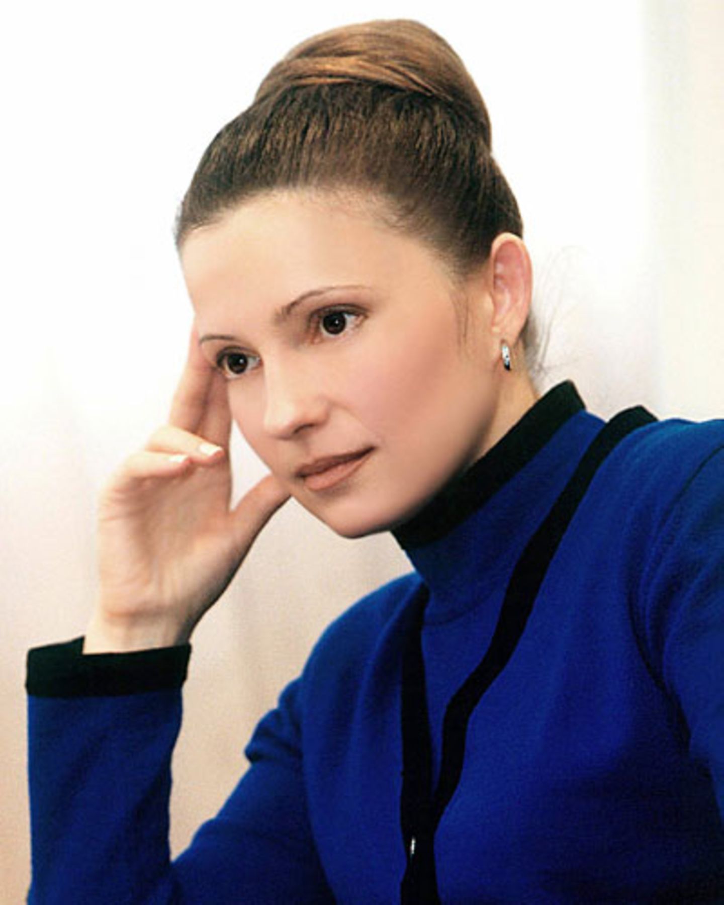 Die Politikerin im Jahr 2002, als ihre Partei im Bündnis mit anderen Parteien als "Blok Juliji Timoschenko" antrat. Sie war neben Juschenko die größte Oppositionsführerin gegen den damals amtierenden Präsidenten Leonid Kutschma.