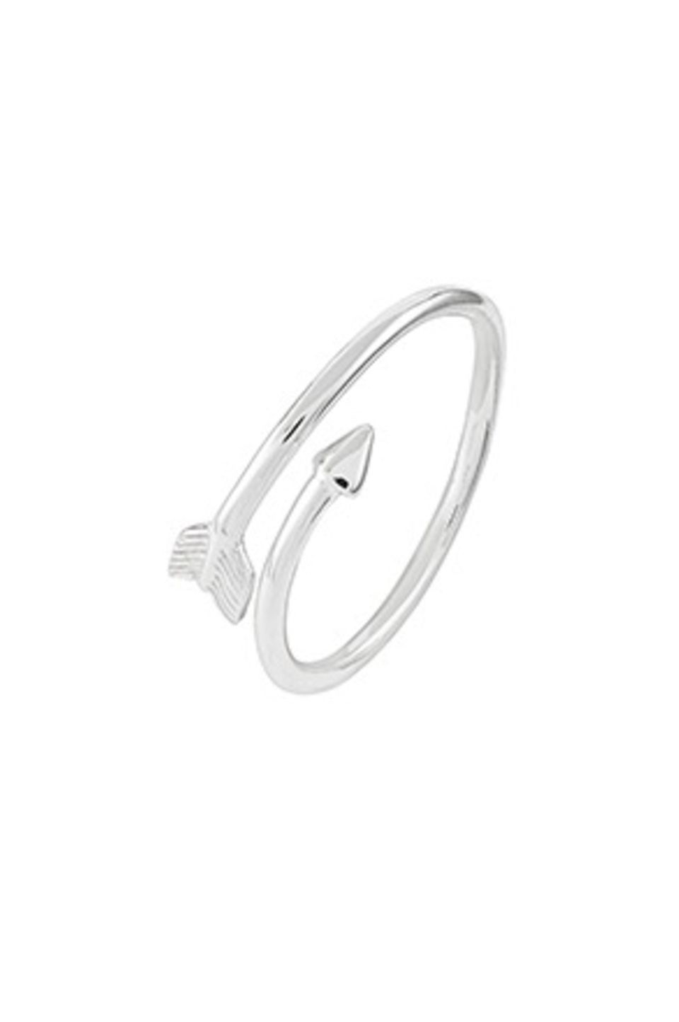Mitten ins Herz: Pfeil-Ring aus Sterling Silber von Accessorize, circa 16 Euro.