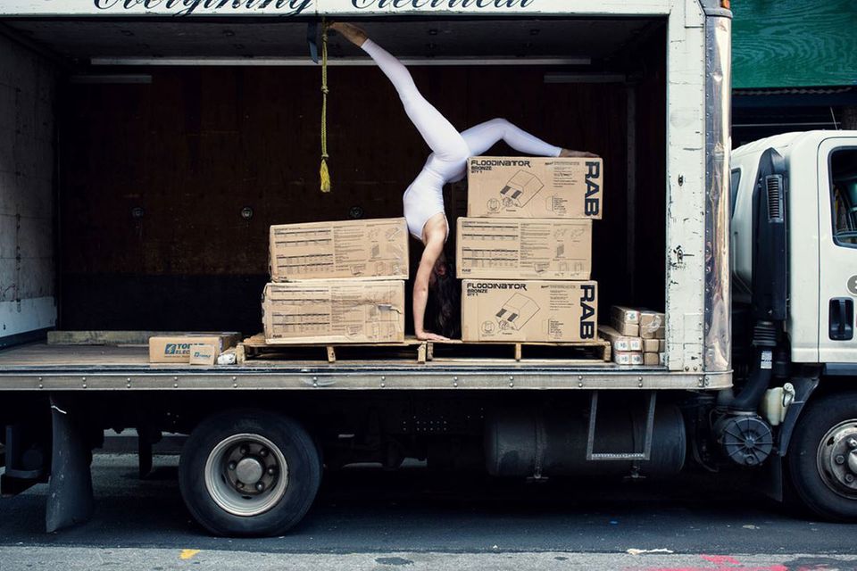 Urban Yoga: Die Stadt mit allen Sinnen genießen