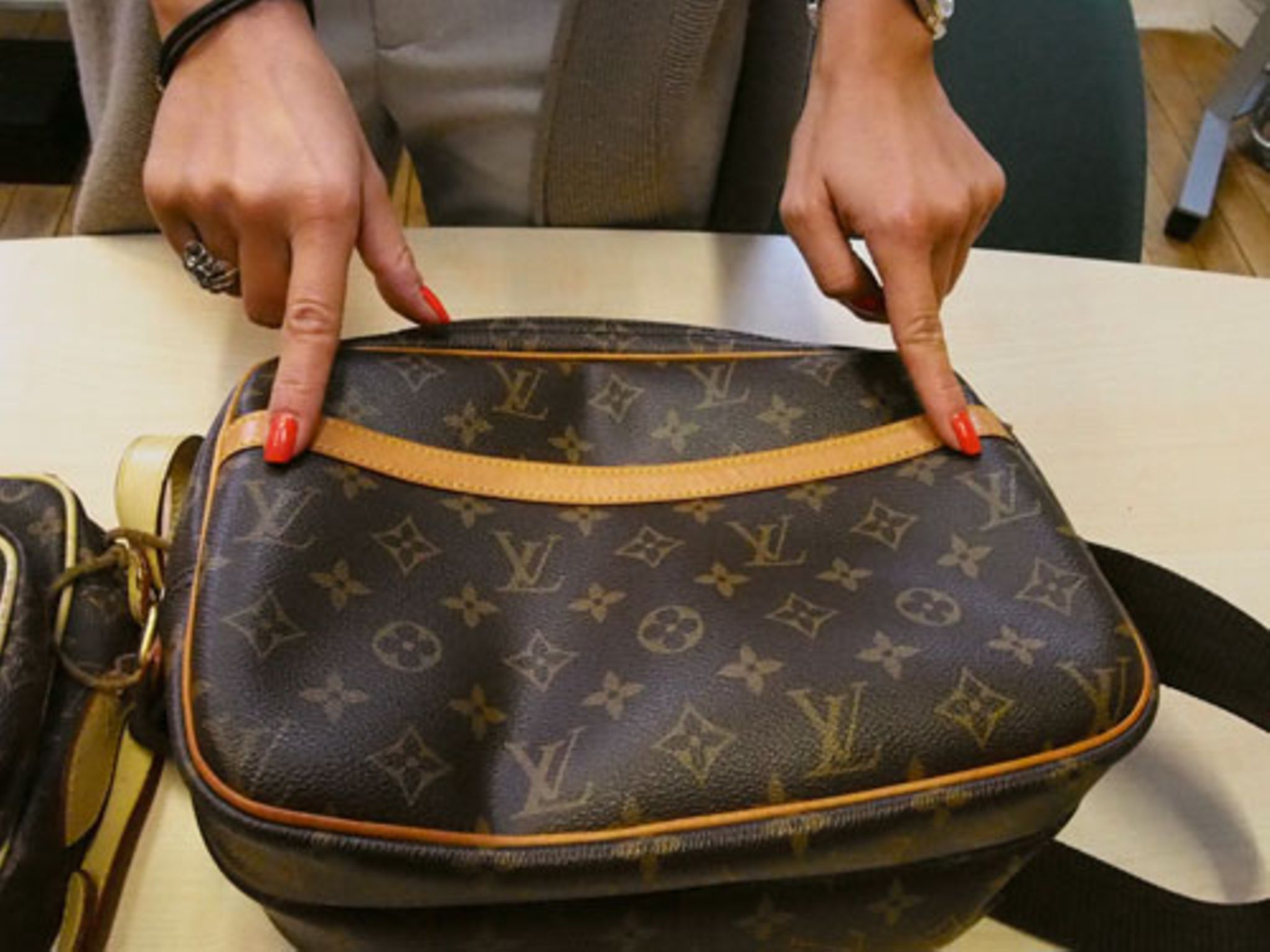 Louis Vuitton Taschen - Fake und Original sicher erkennen!
