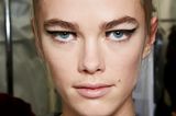 Make-up Trends 2017: Geometrischer Eyeliner bei Vionnet
