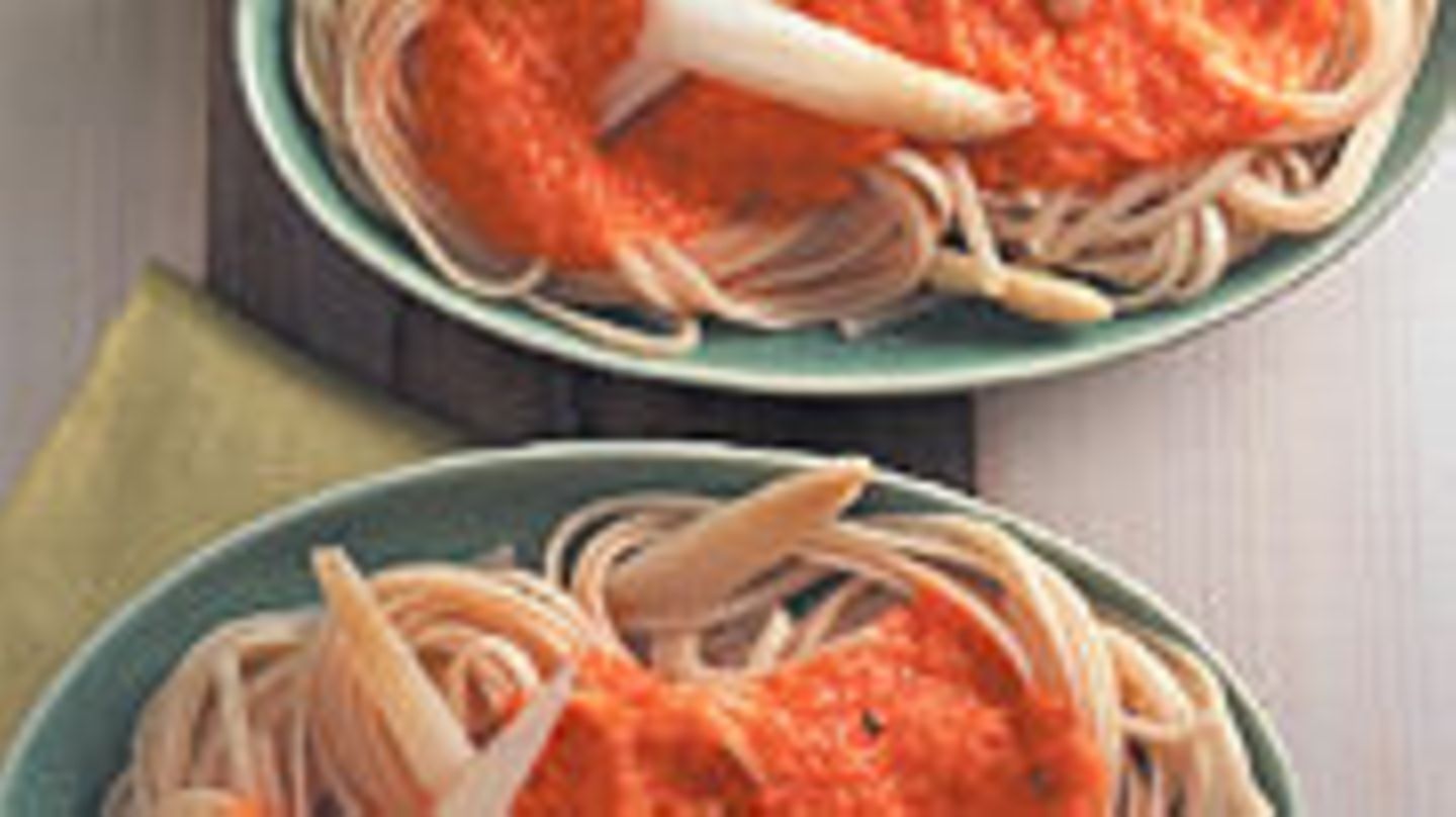 Spaghetti mit Paprikasahne | BRIGITTE.de