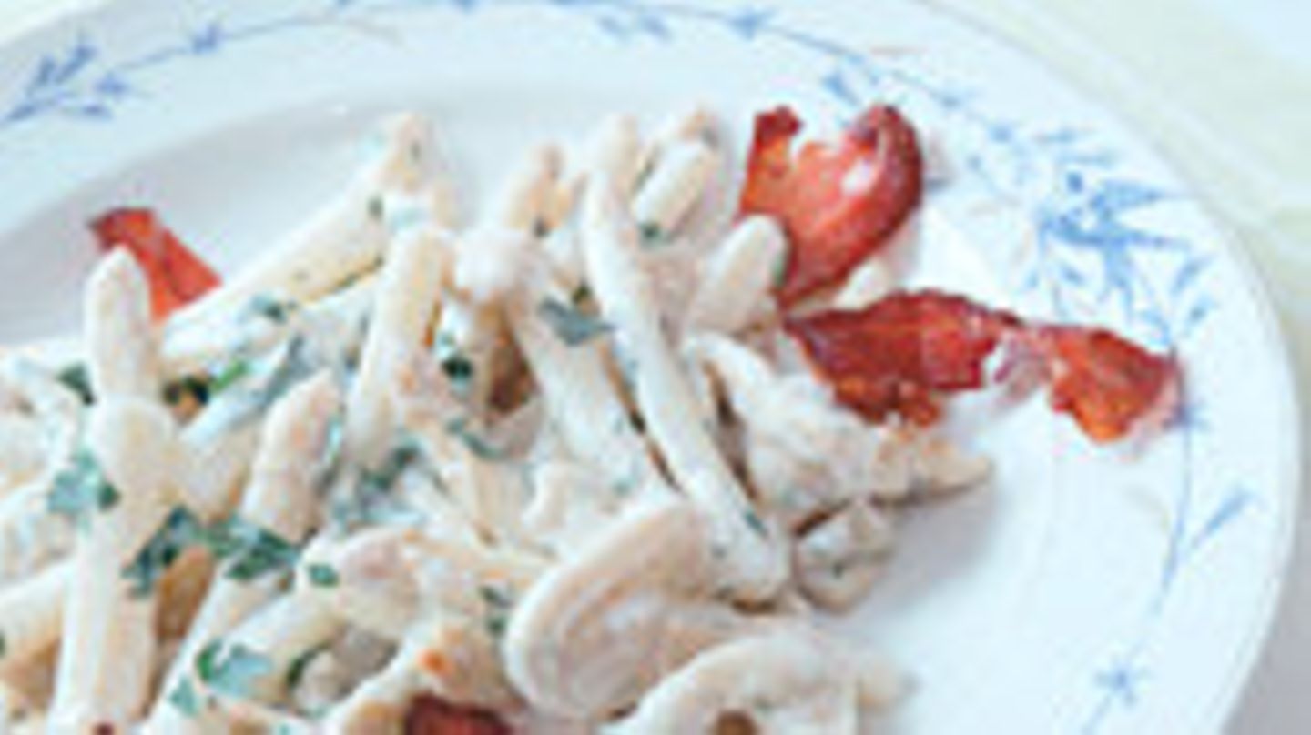 Spargel mit Kerbelspätzle und Schinken | BRIGITTE.de