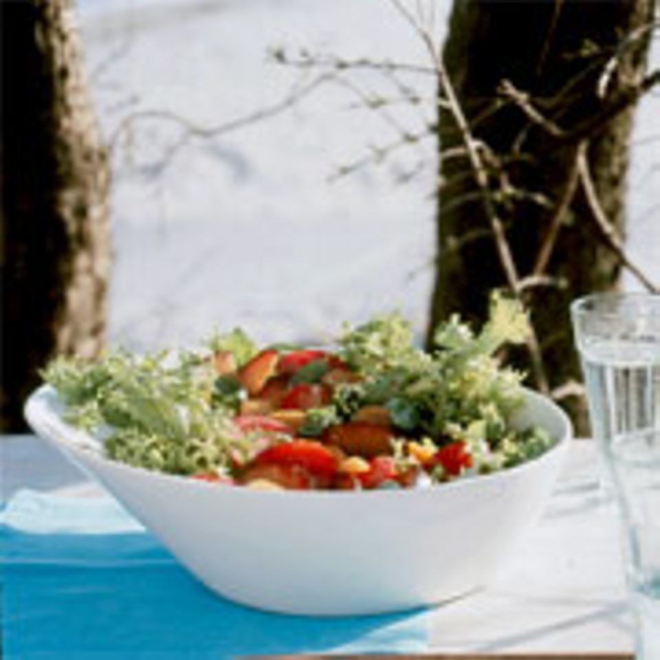 Frisée-Salat mit Früchten