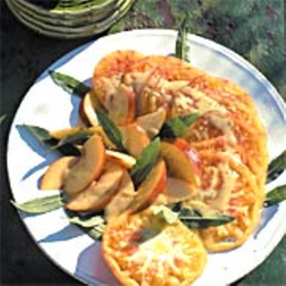 Tomaten-Pfirsich-Carpaccio