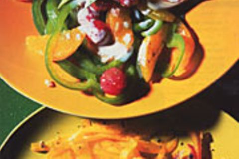 Fruchtiger Paprika-Avocado-Salat