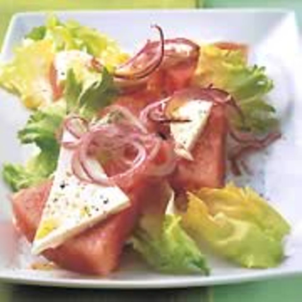 Schafkäse-Endivien-Salat mit Wassermelone