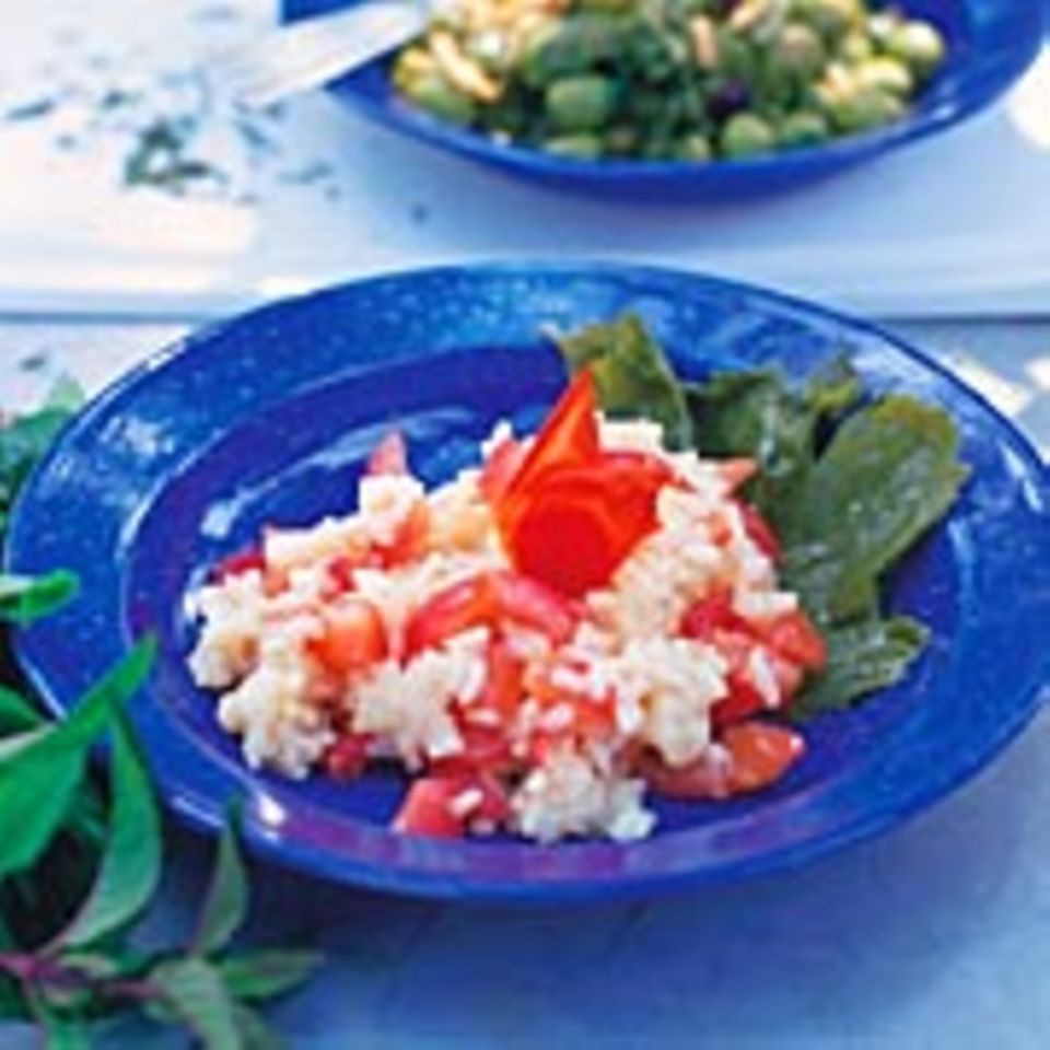 Tomatenrisotto mit Olivensalat