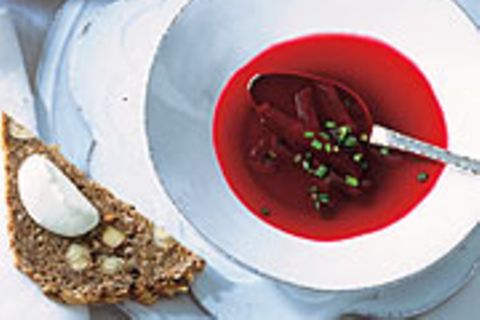 Rote-Bete-Consommé