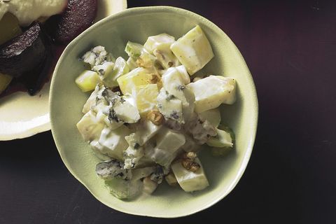 Kartoffel-Sellerie-Salat mit Blue-Cheese-Creme