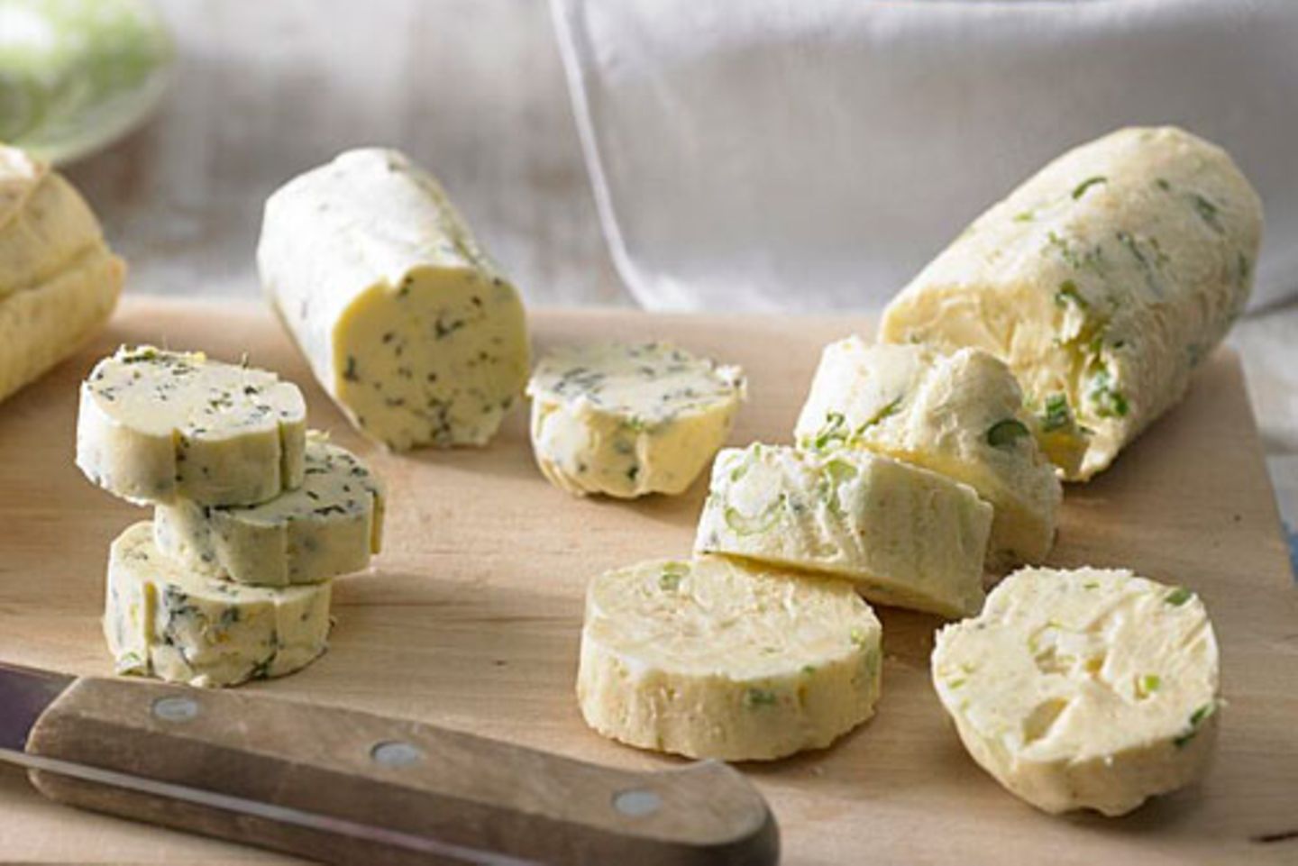 2025 - Kräuterbutter selber machen: Kreative Rezepte