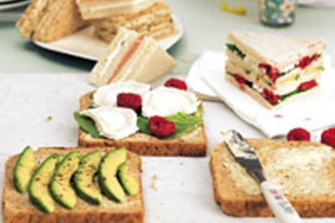 Sandwiches mit Teewurst und grünem Pfeffer