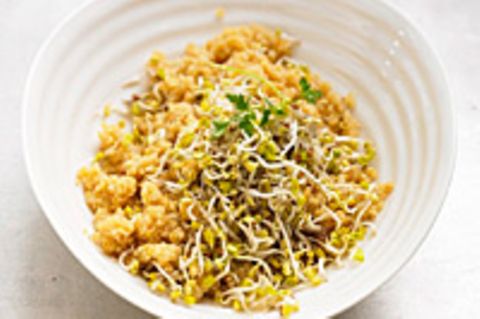 Quinoa-Sprossen-Salat
