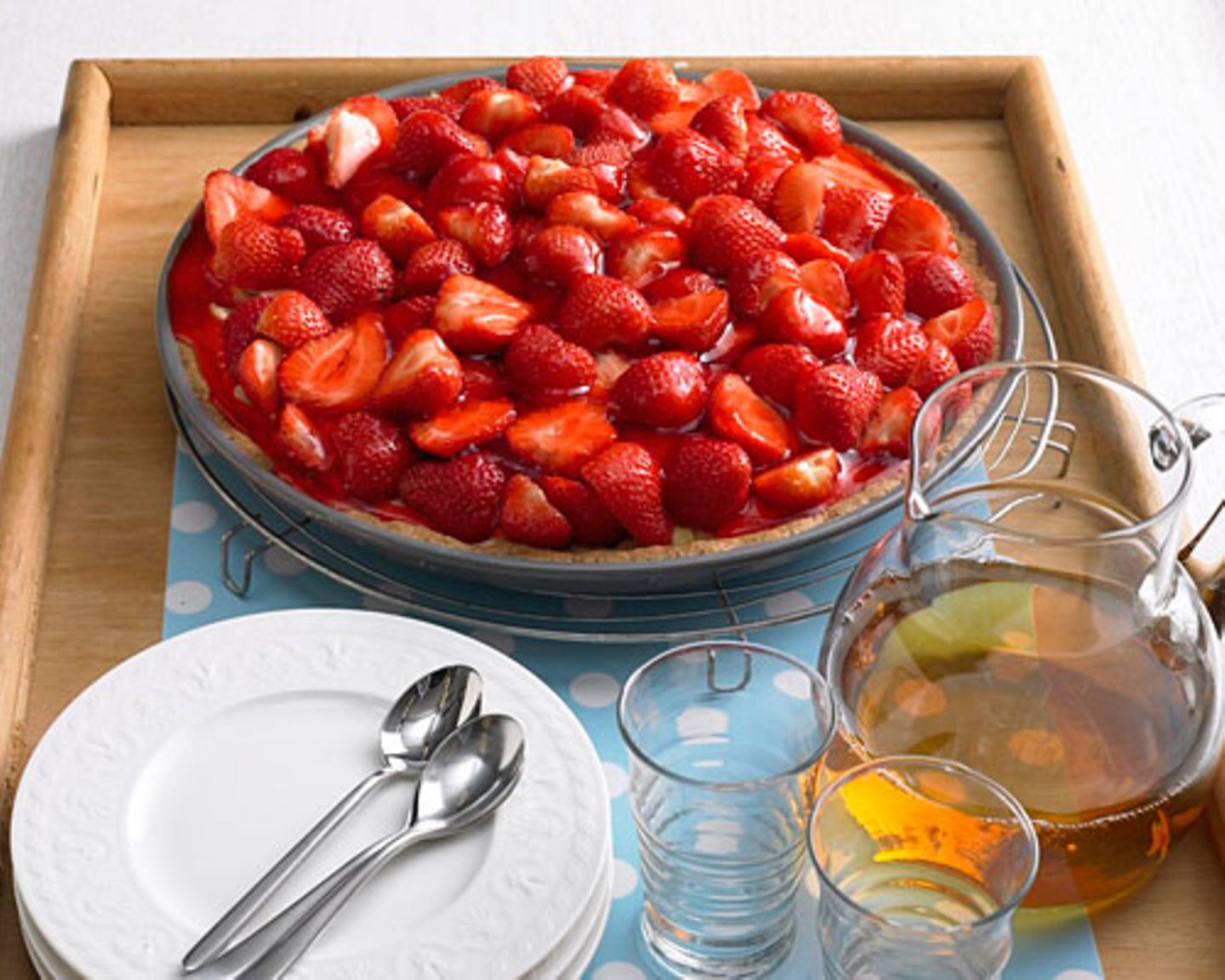 Pudding-Tarte mit Erdbeeren