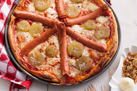 Dänische Hotdog-Pizza: Das Rezept