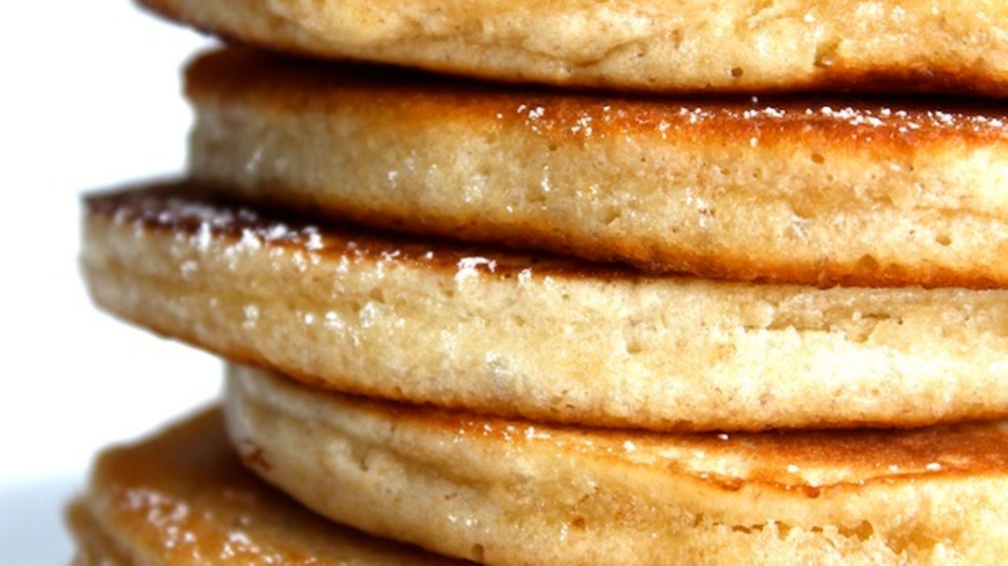 Gesunde Pancakes aus Haferflockenmehl | BRIGITTE.de