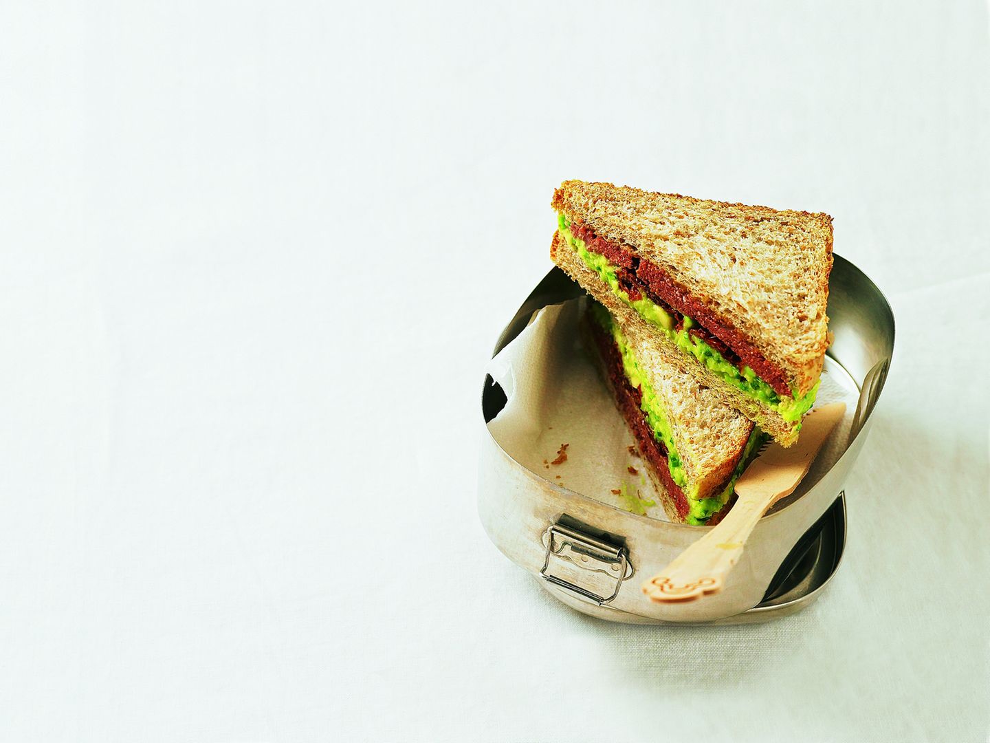 Avocado-Beef-Sandwich.jpg