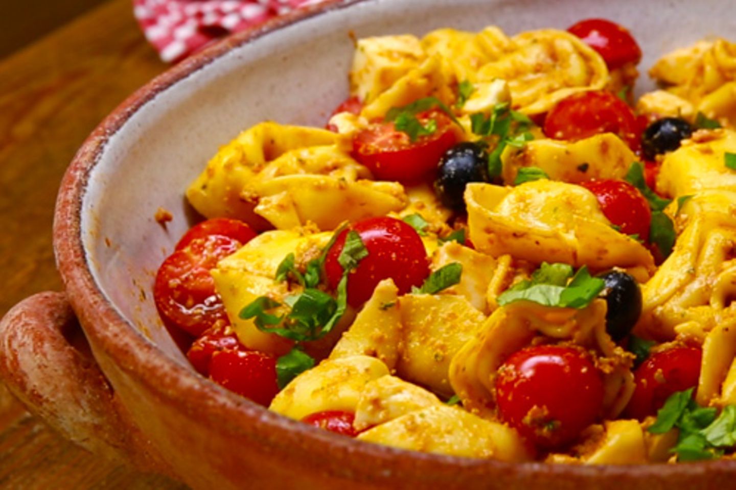 Tortellinisalat Mit Pesto Und Tomaten Brigitte De