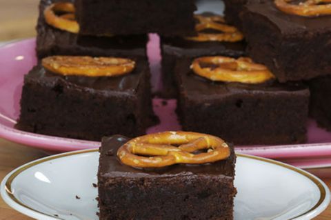 salzbrezel-brownies-fs.jpg