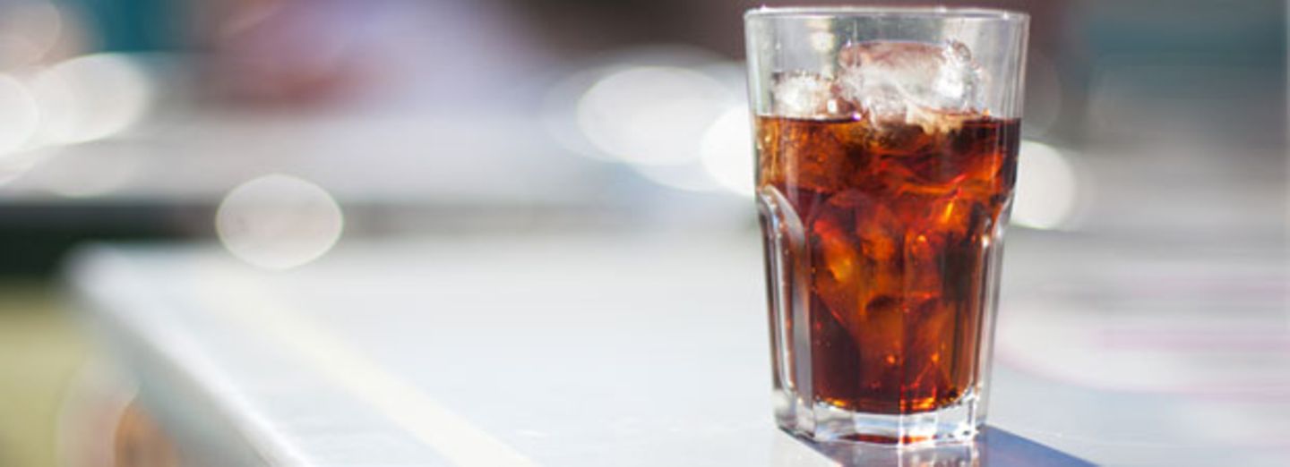 Stiftung Warentest: Cola enthält überraschend viele Schadstoffe