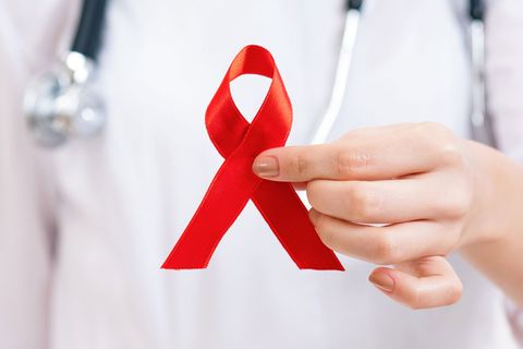 Heilung in Sicht? Immuntherapie gegen HIV-Viren an Menschen getestet