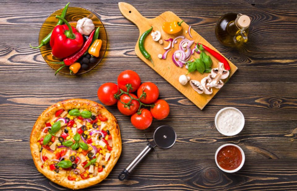 Diese 50 Zutaten machen eure Pizza gesünder!