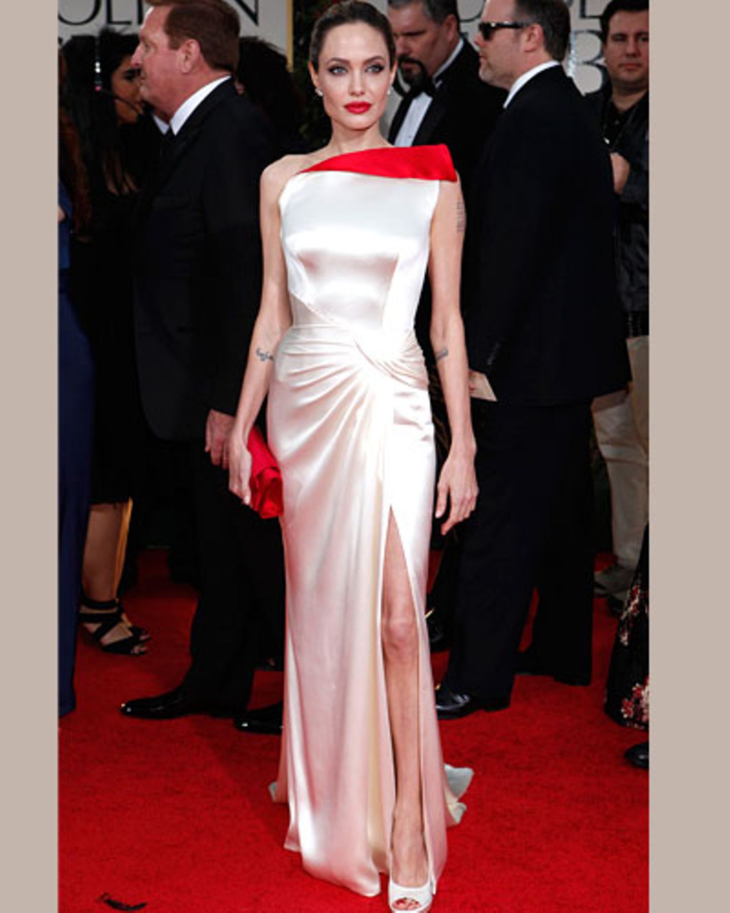 Golden Globes 2012: Angelina Jolie