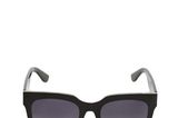 Sommer: All black, schwarze Brille mit dunklen Gläsern, von Oxydo, ca. 130 Euro.